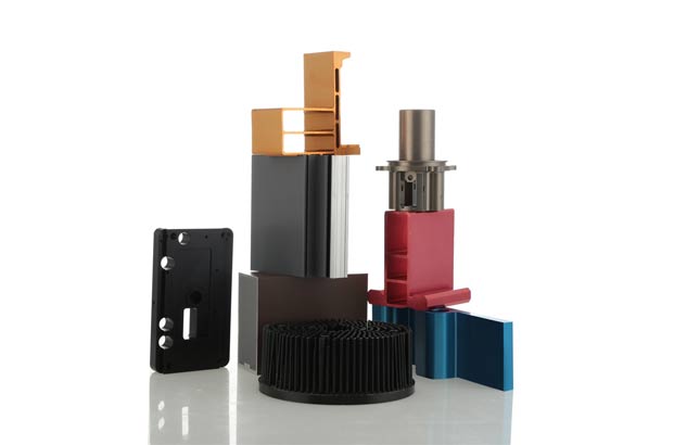 想要知道鋁型材、鋁合金、鐵制品的區(qū)別？