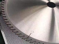 工業(yè)鋁型材切割要注意哪些問題？鋸片選擇是關(guān)